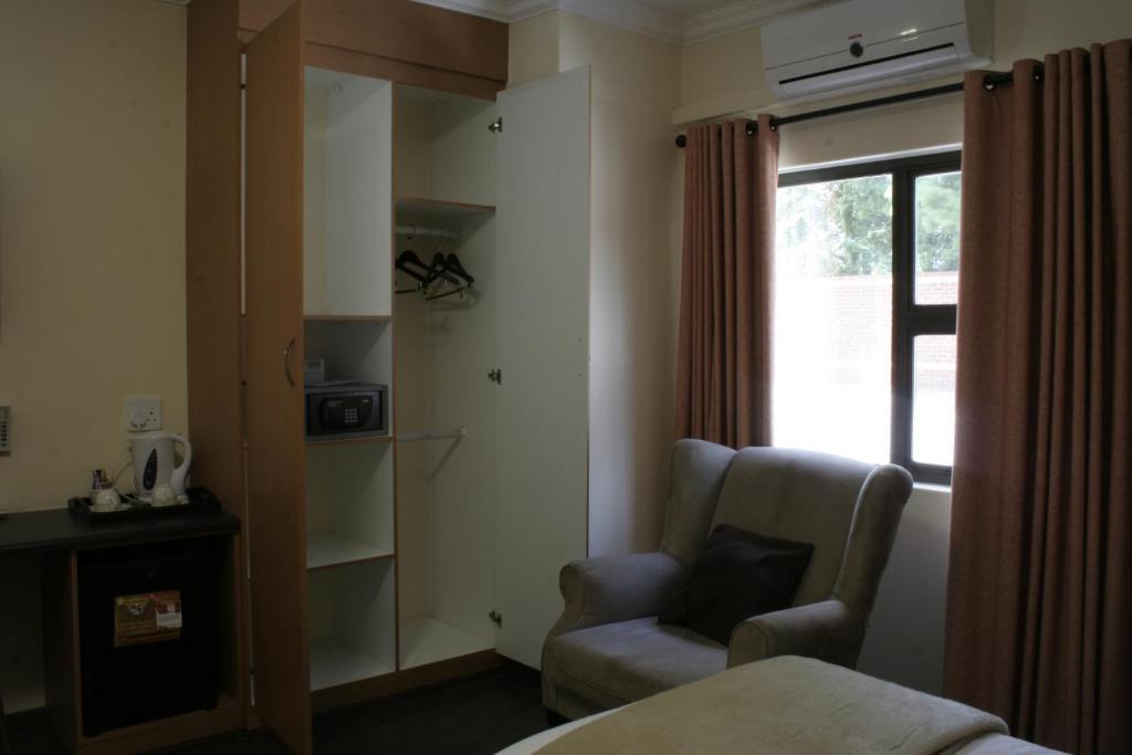 Europrime Boutique Hotel Boksburg Luaran gambar